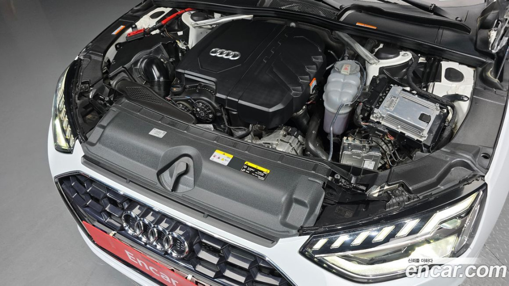Audi A4 40 TFSI Premium, 2023