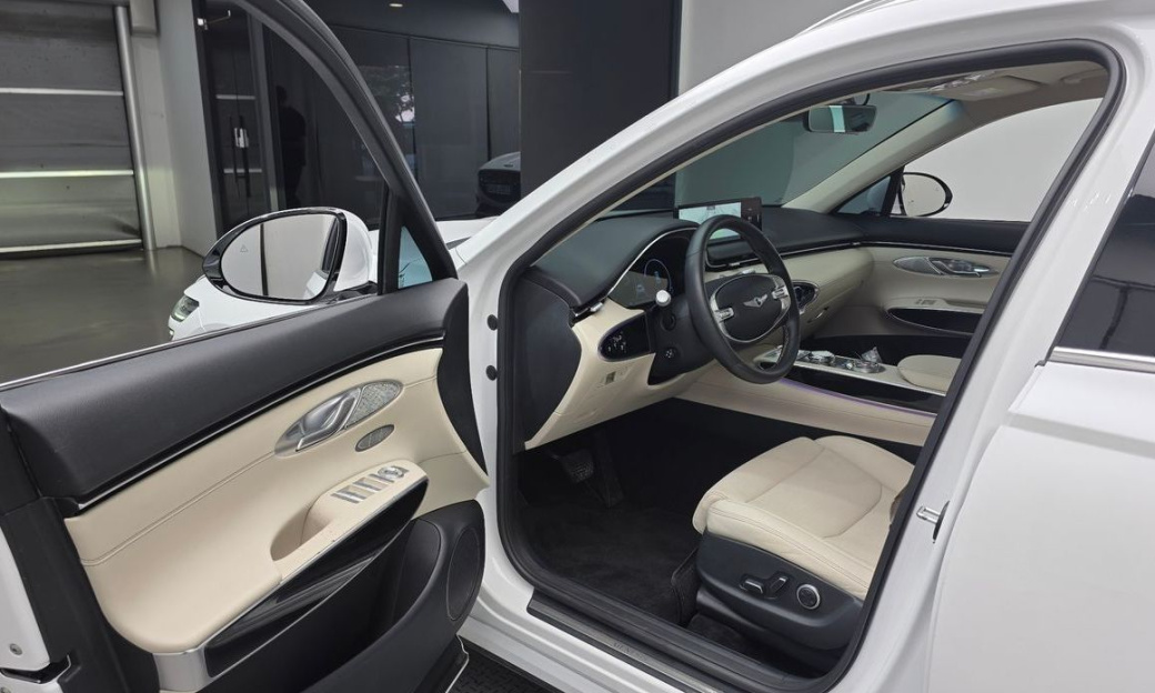 Genesis GV70 2.5T Gasoline 2WD, 2022
