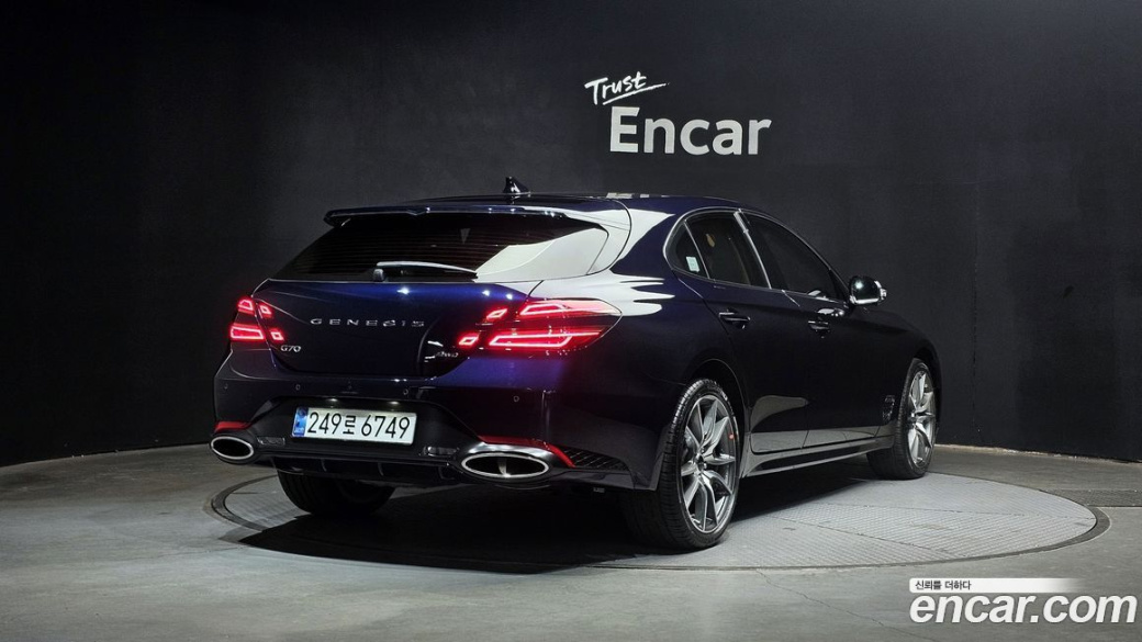 Genesis G70 Gasoline 2.5T 4WD, 2025
