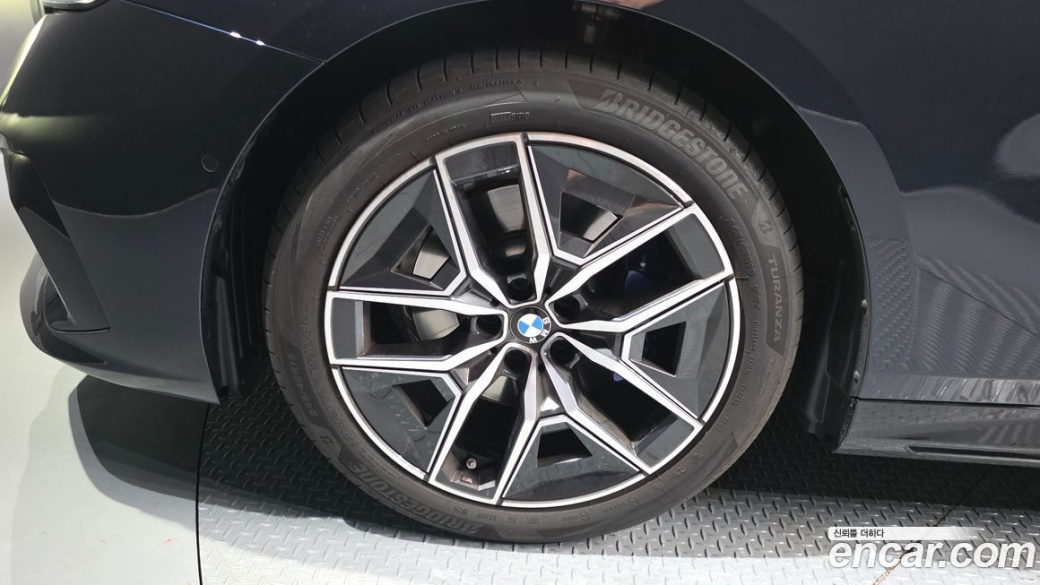 BMW 5-Series 520i M Sport, 2024