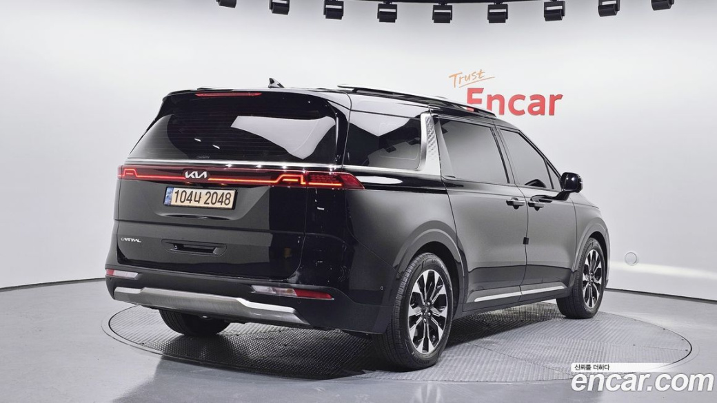 Kia Carnival 9-Seater Signature, 2023