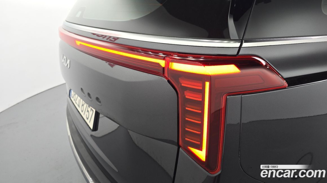 Kia Carnival 9-Seater Noblesse, 2024