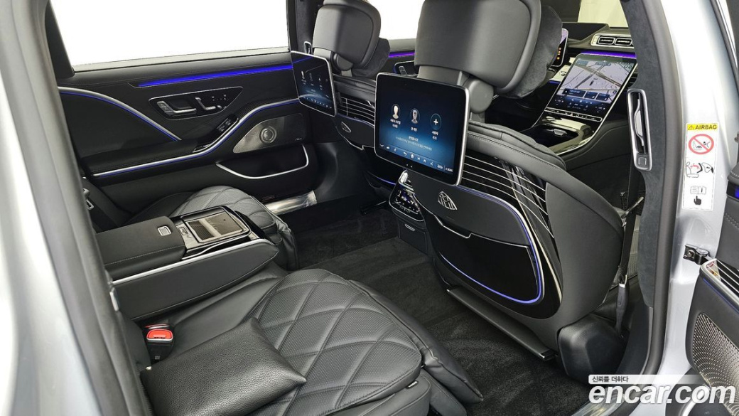 Mercedes-Benz S-Class Maybach S580 4MATIC, 2024