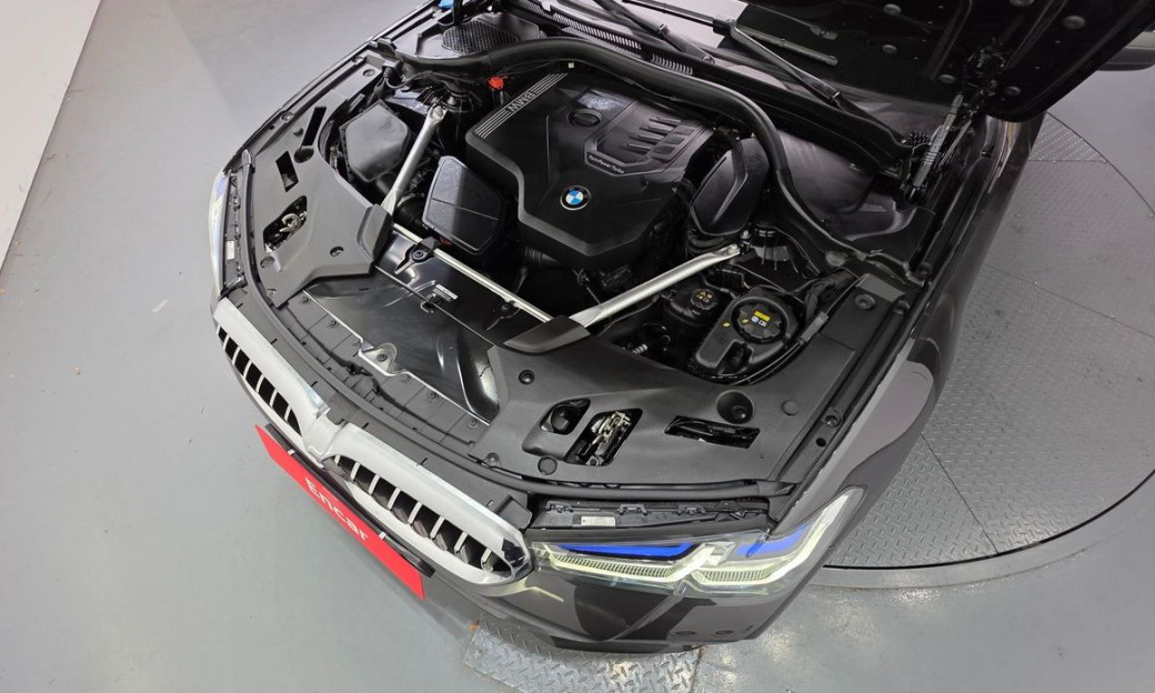 BMW 5-Series 530i M Sport Package, 2023