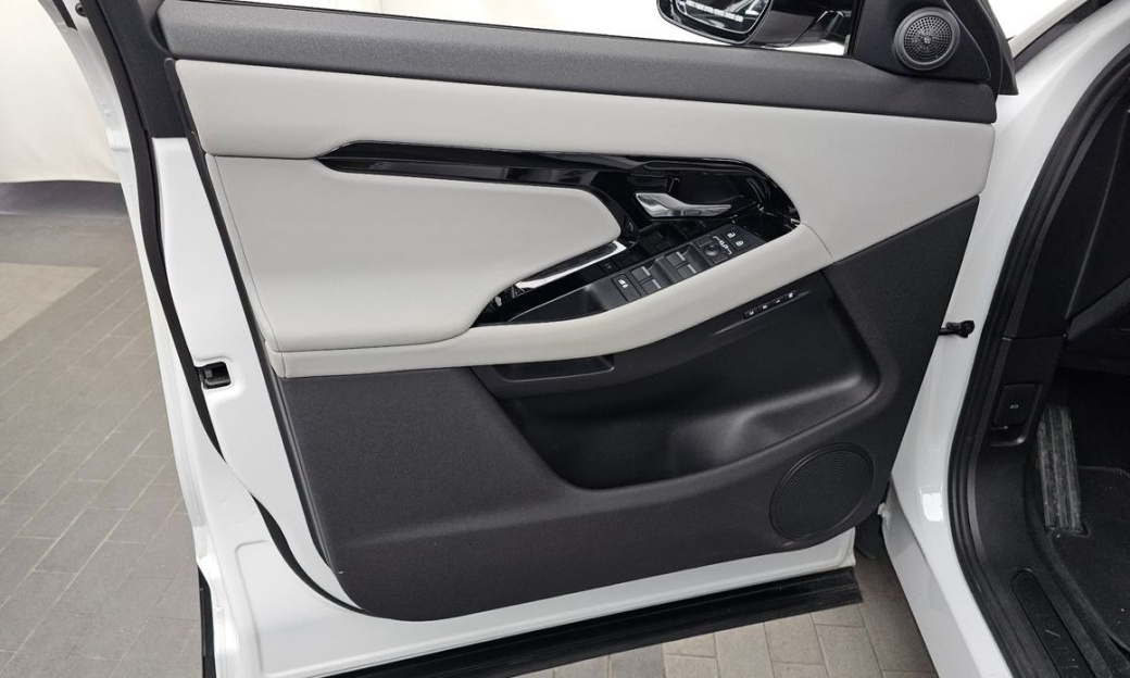 Land Rover Range Rover Evoque P250 S, 2024