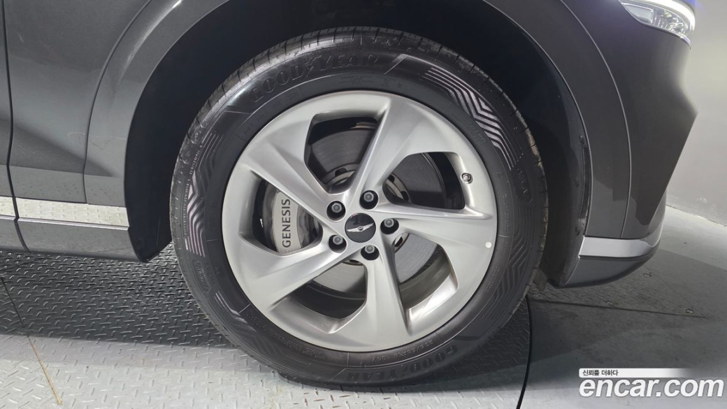 Genesis GV70 2.5T Gasoline AWD, 2025