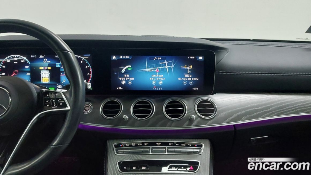 Mercedes-Benz E-Class E350 4MATIC Exclusive, 2023