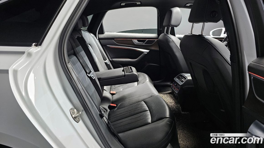 Audi A6 45 TDI Quattro Premium, 2022