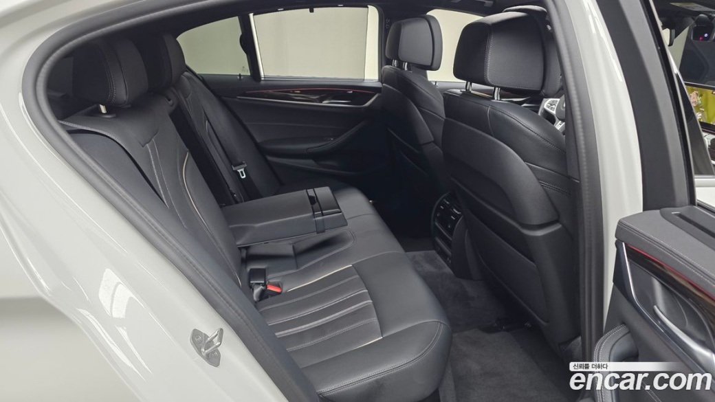 BMW 5-Series 520i M Sport, 2022