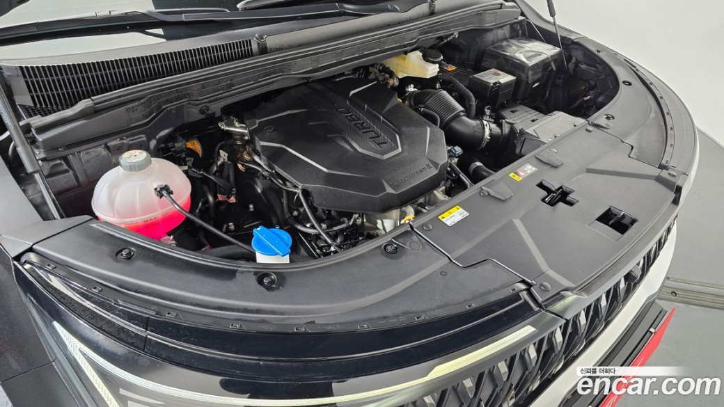 Kia Carnival 9-Seater Noblesse, 2025