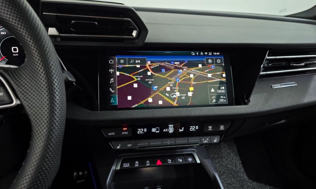Audi A3 40 TFSI Premium, 2025
