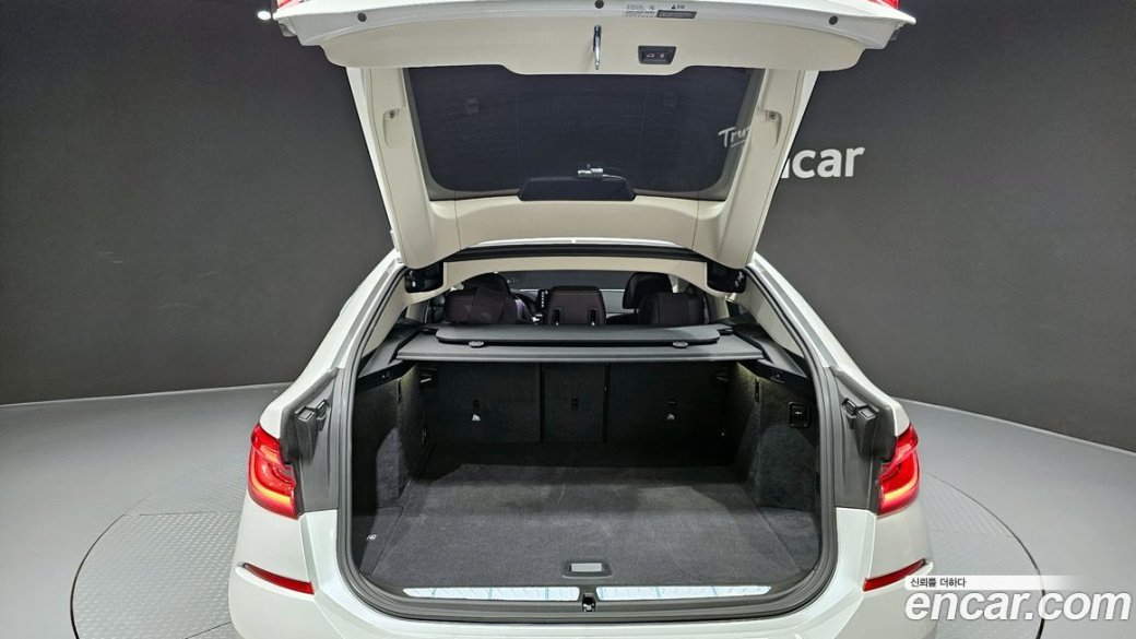 BMW Gran Turismo 630i xDrive Luxury, 2024