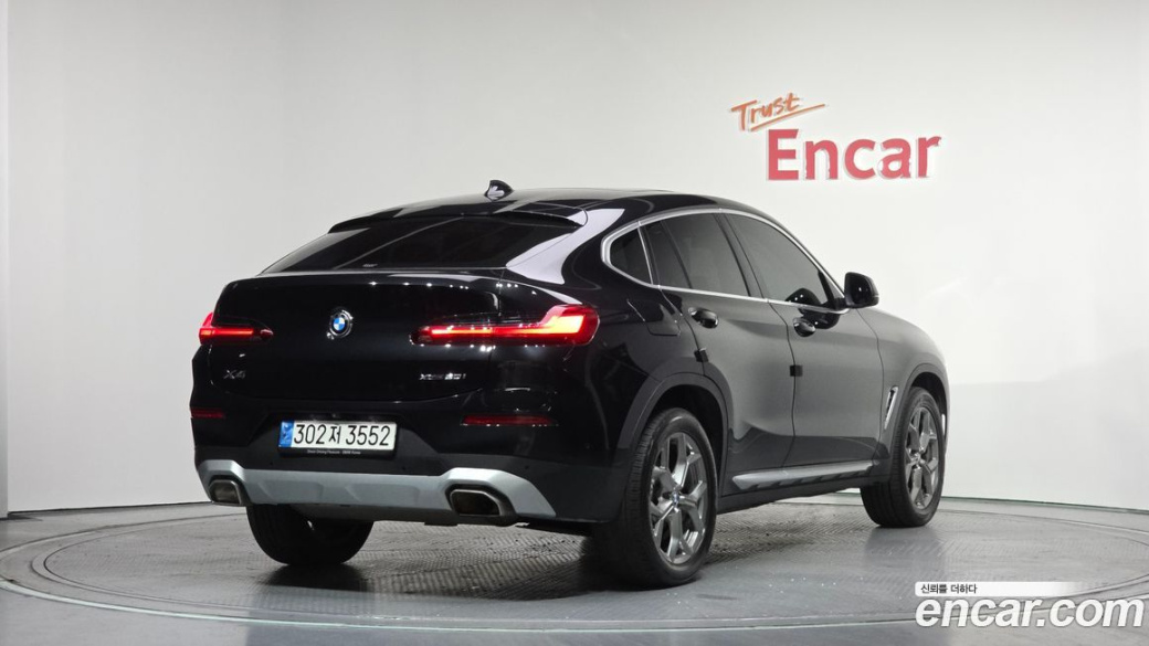 BMW X4 xDrive20i xLine, 2022