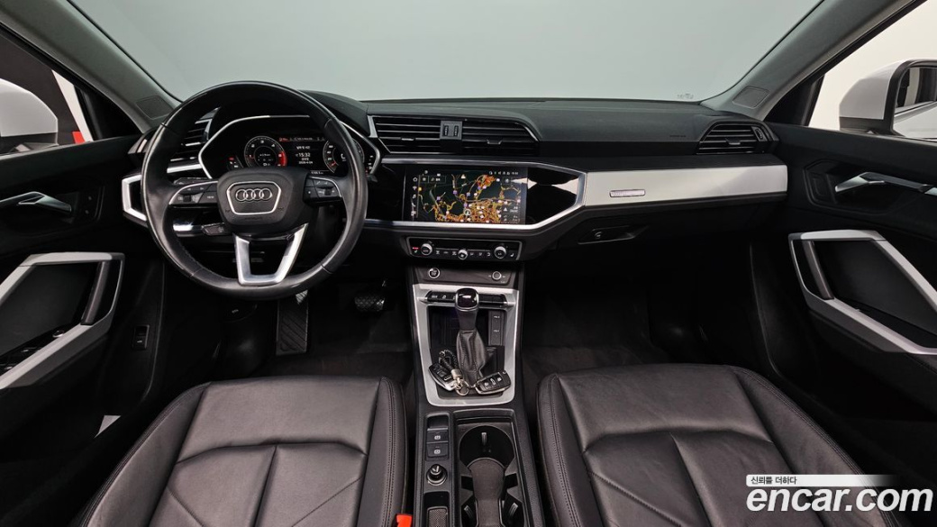 Audi Q3 35 TDI, 2022