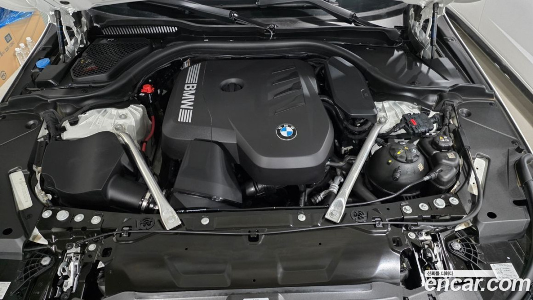 BMW 5-Series 530i xDrive M Sport, 2025