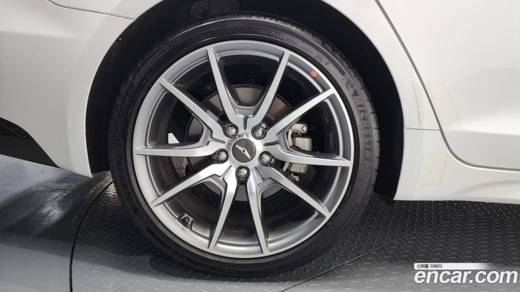 Genesis G70 Gasoline 2.0T 2WD, 2022