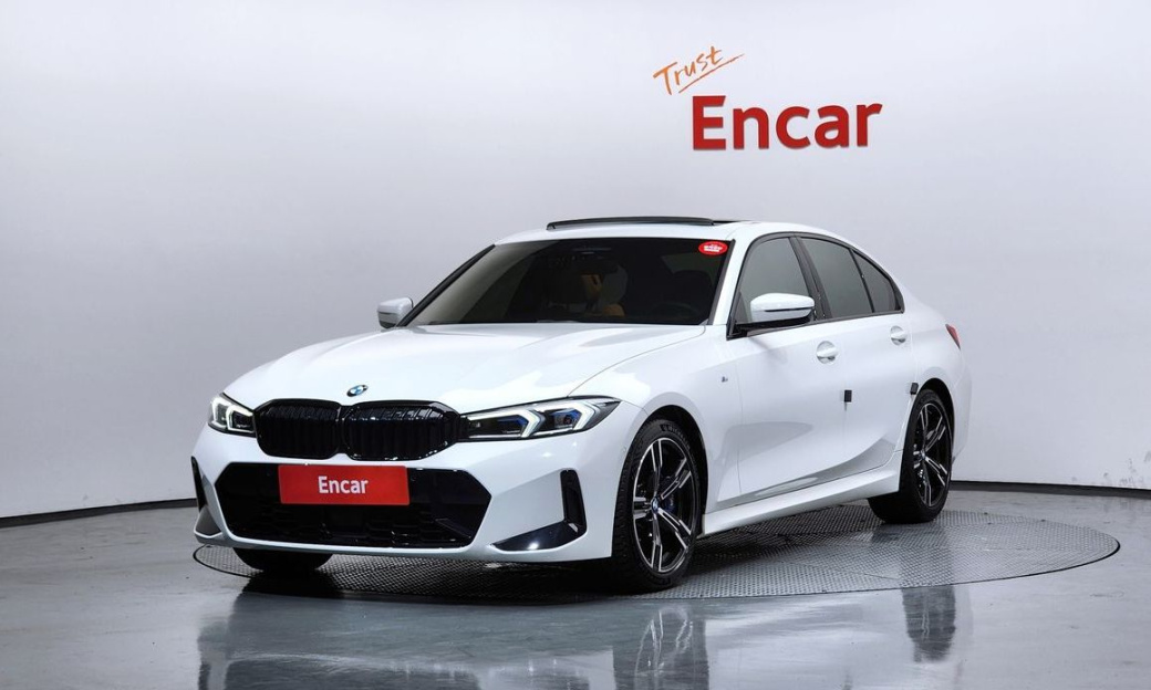 BMW 3-Series 320i M Sport, 2024