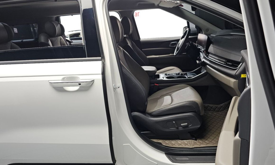 Kia Carnival 7-Seater Noblesse, 2024
