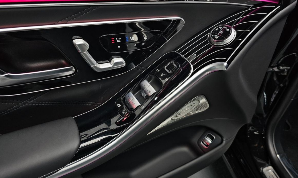 Mercedes-Benz S-Class Maybach S580 4MATIC, 2025