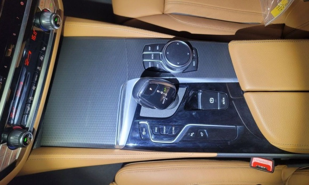 BMW 5-Series 520i M Sport, 2023