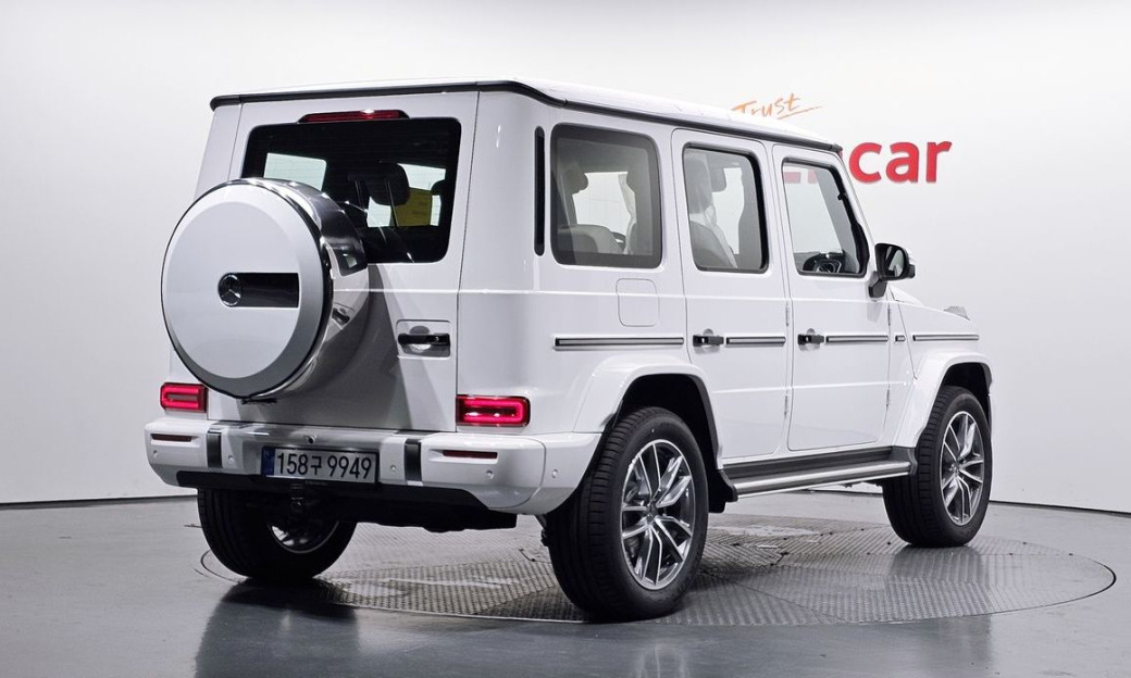 Mercedes-Benz G-Class G450d, 2026