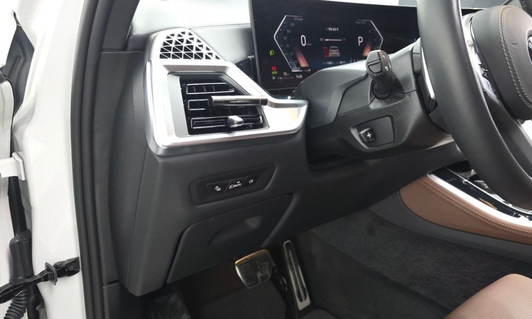 BMW X5 xDrive 40i M Sport, 2025