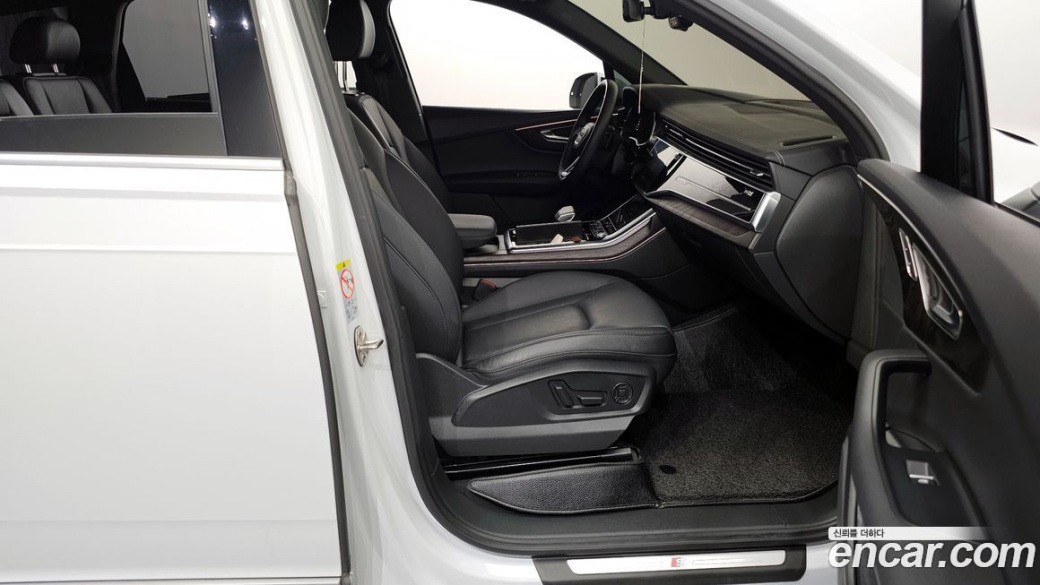 Audi Q7 45 TDI Quattro Premium, 2023