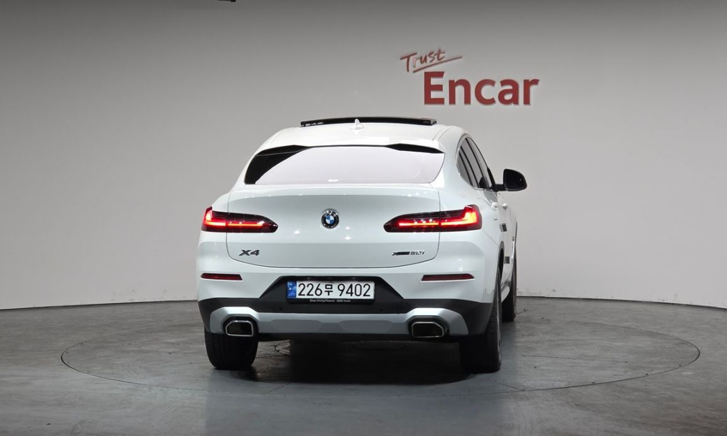 BMW X4 xDrive20i xLine, 2023