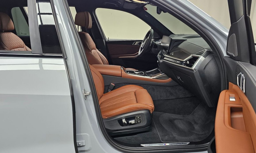 BMW X7 xDrive 40i M Sport 6STR, 2025