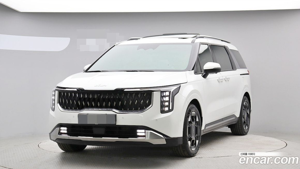 Kia Carnival 9-Seater Signature, 2024