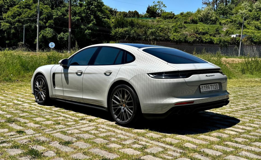 Porsche Panamera 2.9 AWD Platinum Edition, 2023