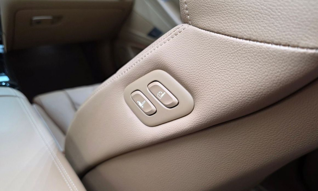 Genesis G80 Gasoline 2.5 Turbo 2WD, 2025