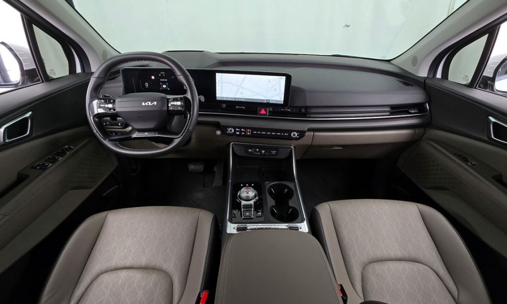 Kia Carnival 9-Seater Noblesse, 2025