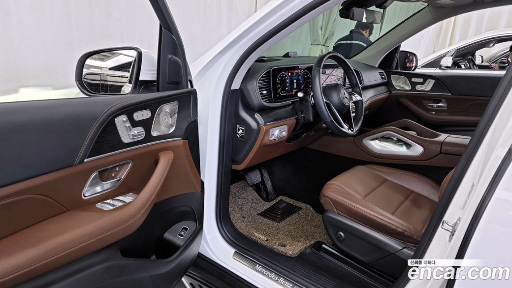 Mercedes-Benz GLE-Class GLE300d 4MATIC, 2024