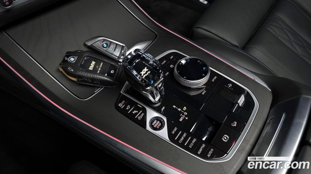 BMW X7 xDrive 40i Design Pure Excellence 6-Seater, 2022
