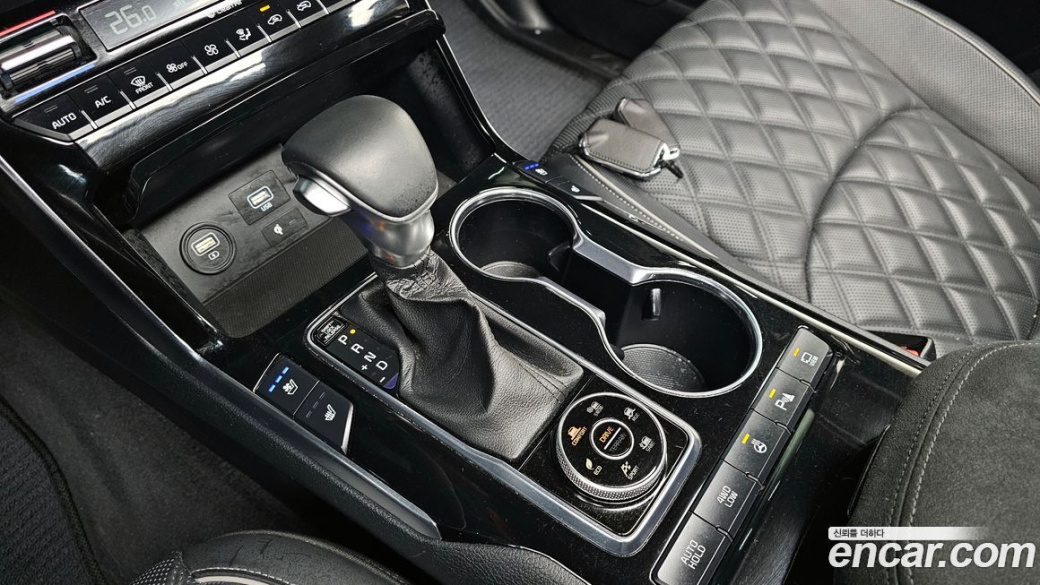 Kia Mohave Diesel 3.0 4WD 5-Seater, 2024