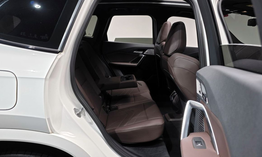 BMW X1 xDrive 20i M Sport, 2024