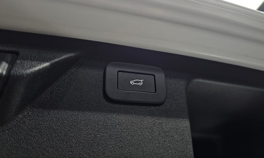 Land Rover Discovery Sport P250 Dynamic SE, 2025