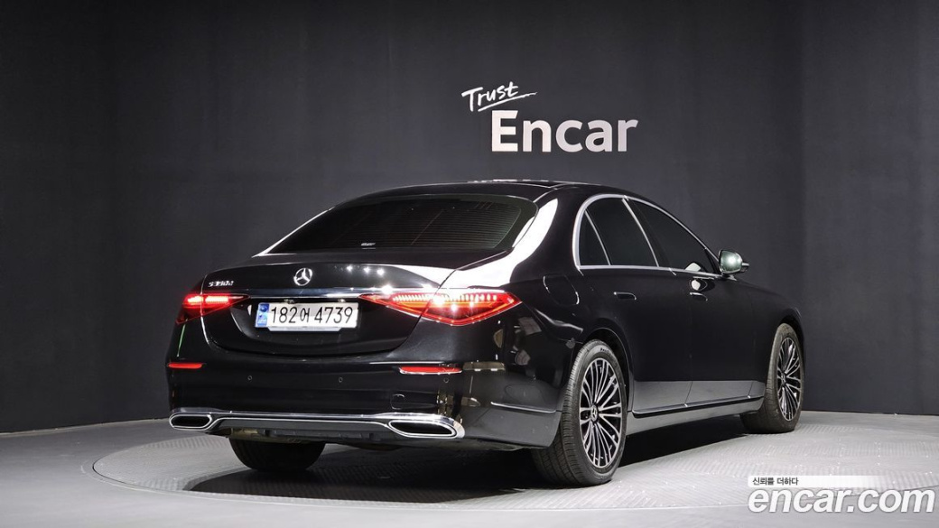 Mercedes-Benz S-Class S350 d, 2023