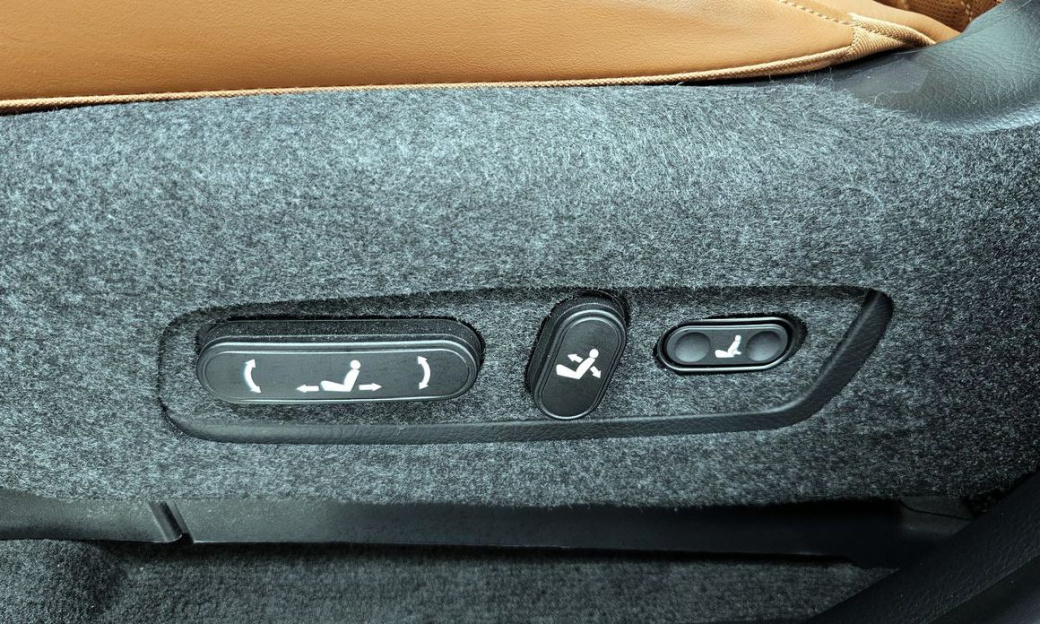 Kia Mohave Diesel 3.0 4WD 6-Seater, 2023