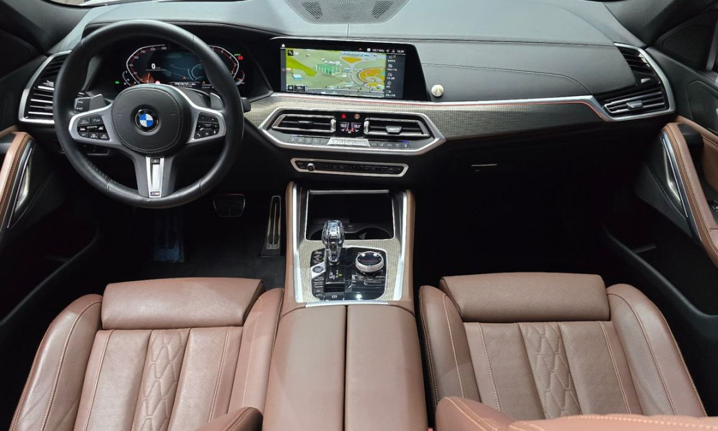 BMW X6 xDrive40i M Sport, 2022