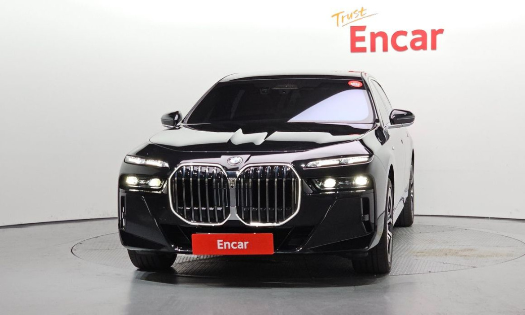 BMW 7-Series 740i xDrive M Sport, 2024