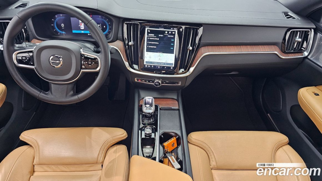 Volvo S60 B5 Ultimate Bright, 2024
