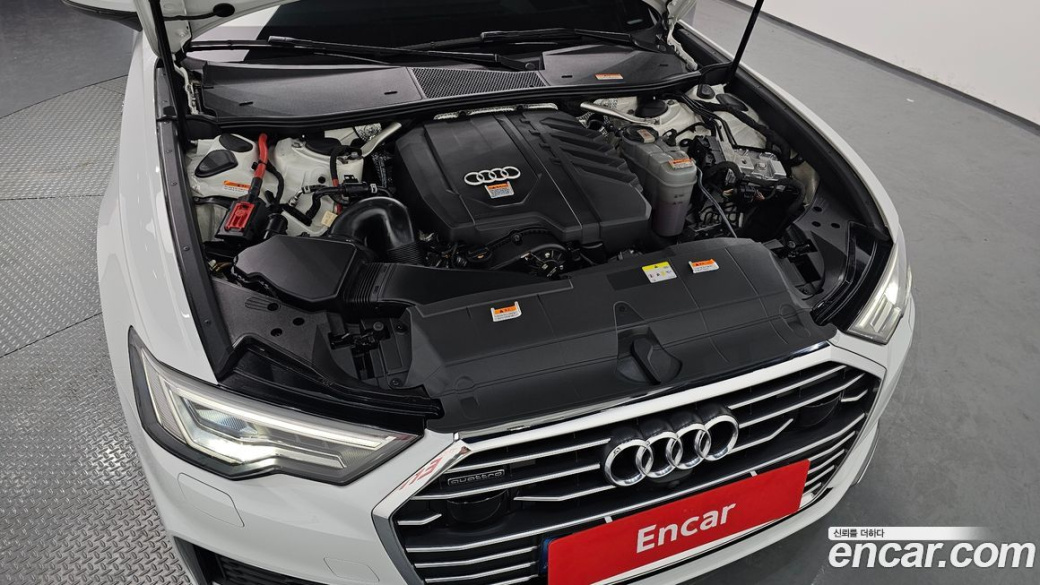 Audi A6 45 TFSI Quattro Premium, 2022