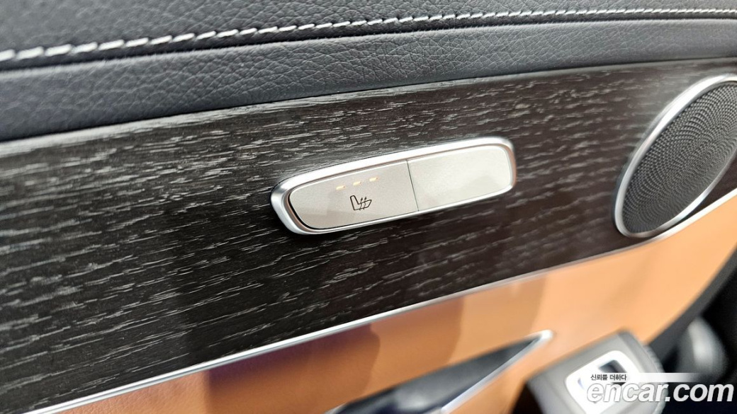 Mercedes-Benz GLC-Class GLC300 4MATIC, 2022