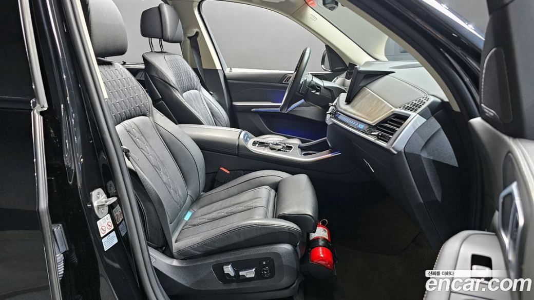 BMW X5 xDrive 40i xLine, 2024