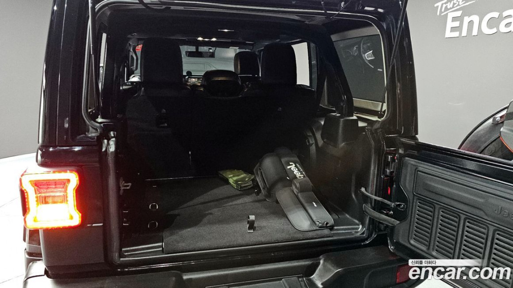 Jeep Wrangler 2.0 Overland 4Door, 2023