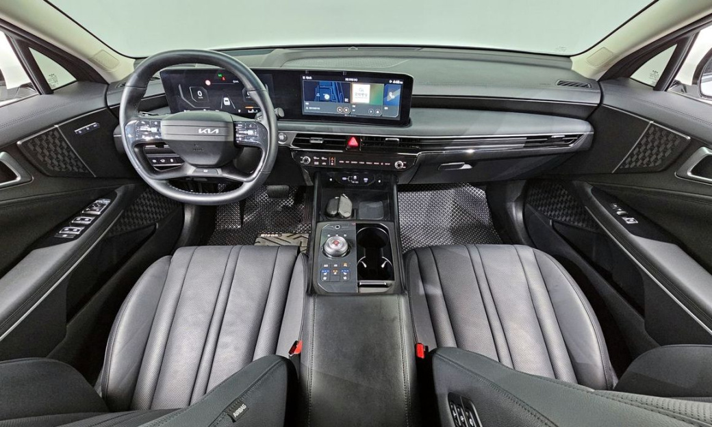 Kia K8 2.5 Gasoline 2WD, 2025