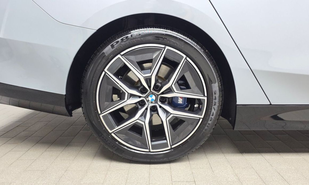 BMW 5-Series 520i M Sport, 2024