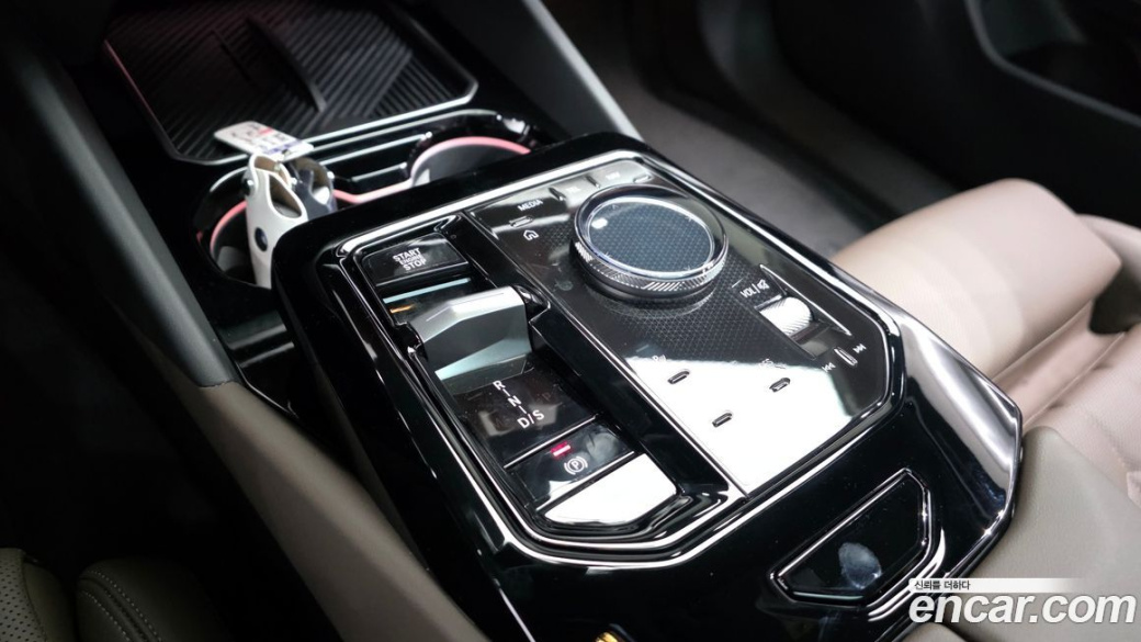 BMW 5-Series 520i Special Edition, 2025